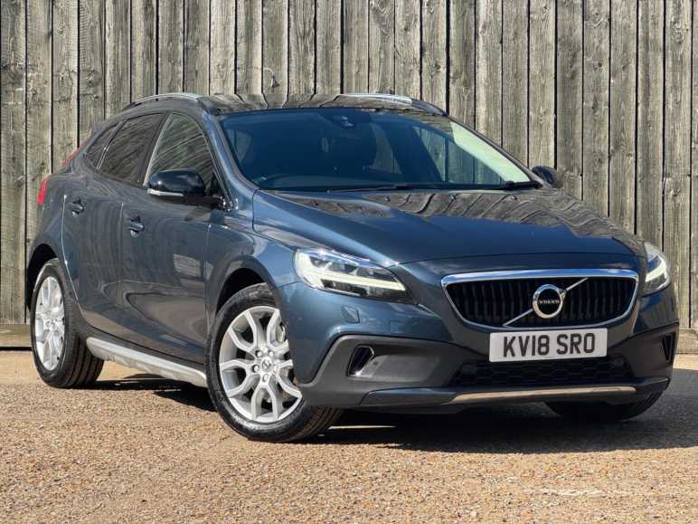 VOLVO V40