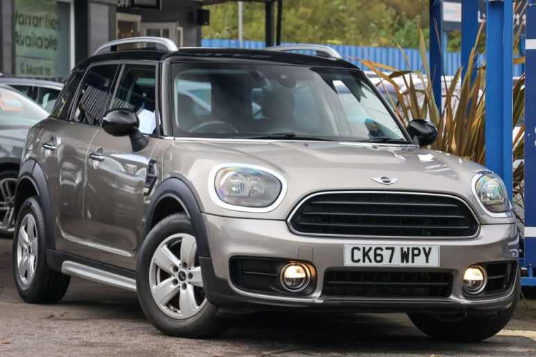 MINI COUNTRYMAN