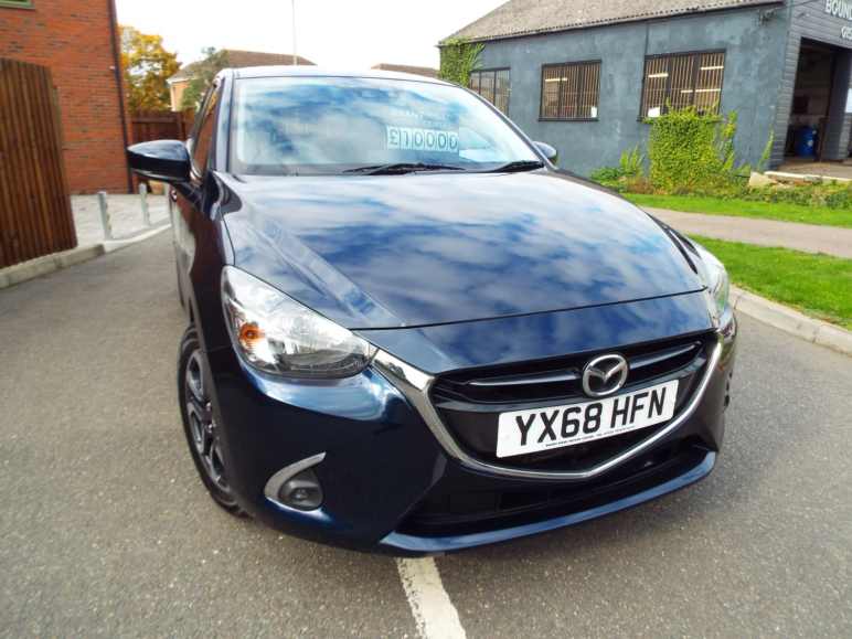 MAZDA 2