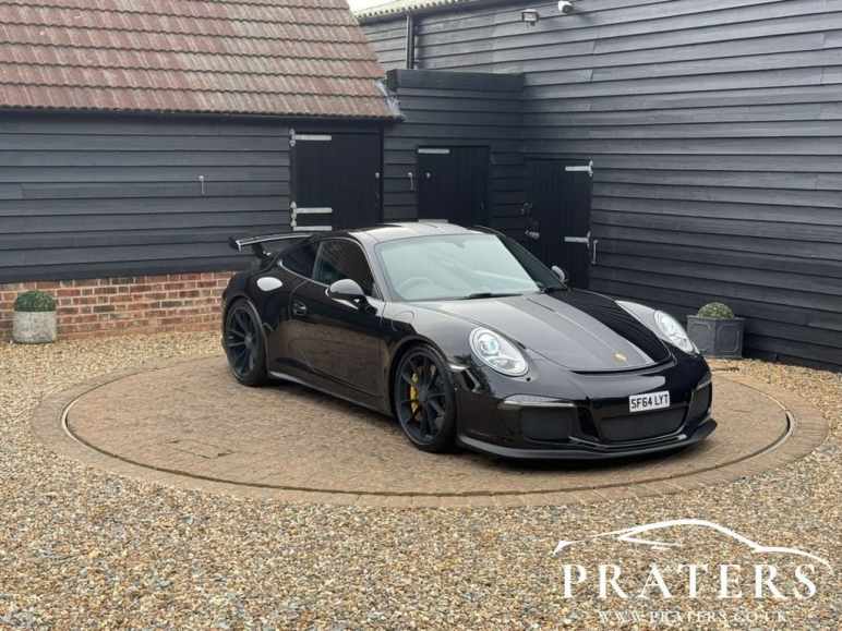 PORSCHE 911