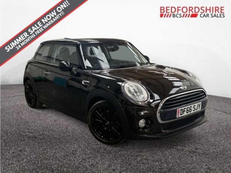 MINI HATCHBACK