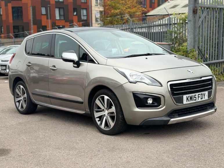 PEUGEOT 3008