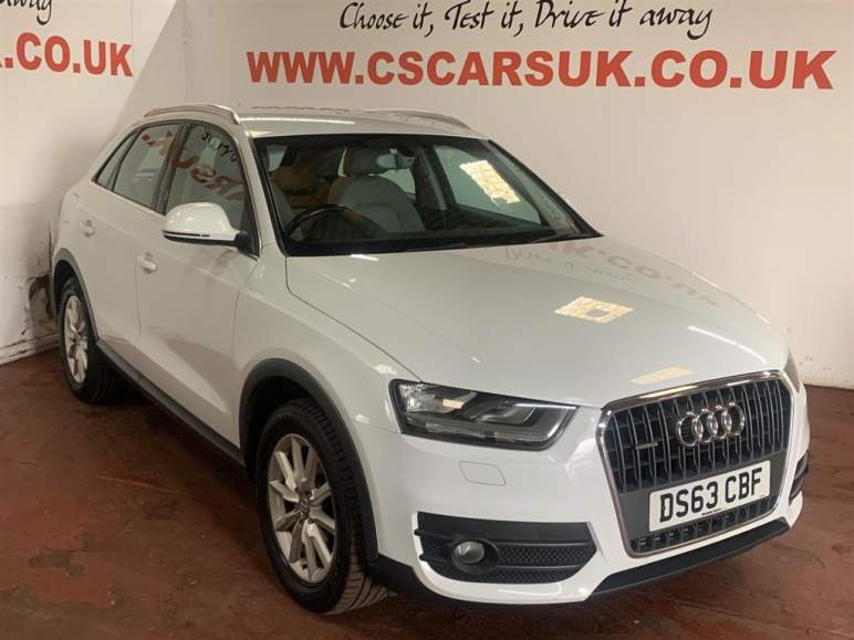 AUDI Q3