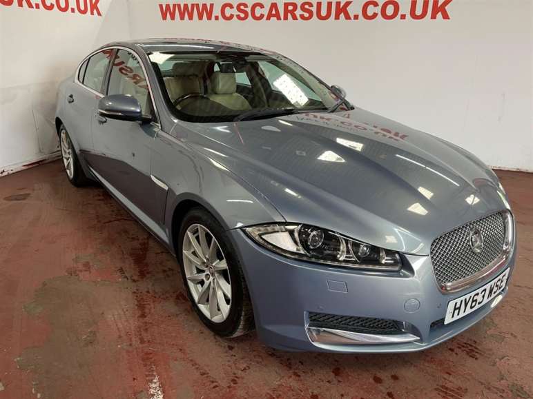 JAGUAR XF