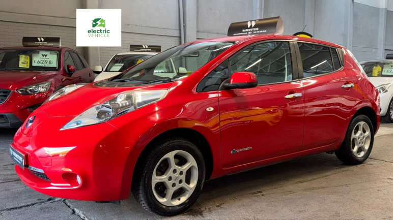 NISSAN LEAF