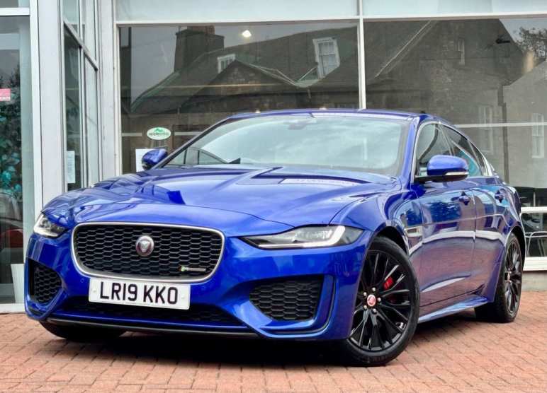 Jaguar Xe