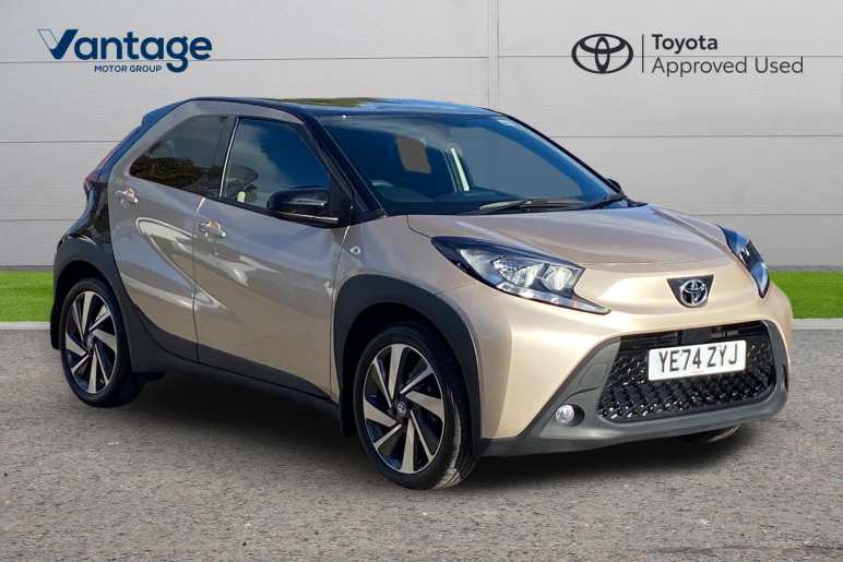 TOYOTA AYGO X
