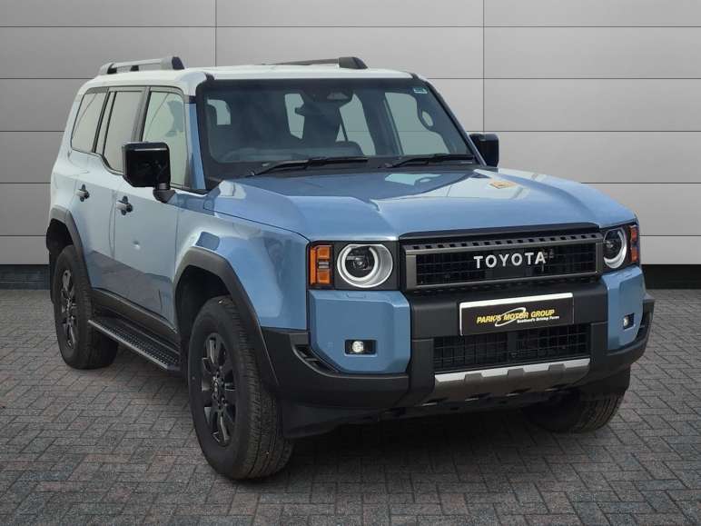 TOYOTA LAND CRUISER