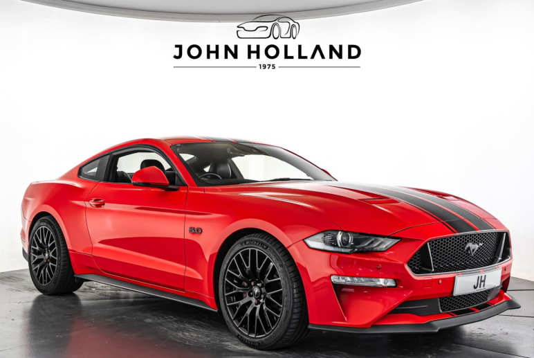 FORD MUSTANG