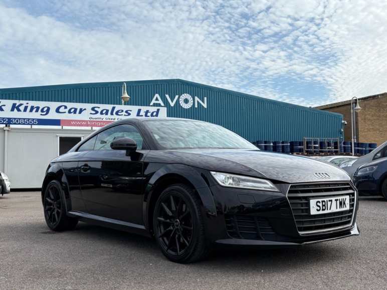 AUDI TT