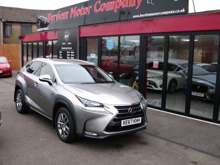 LEXUS NX
