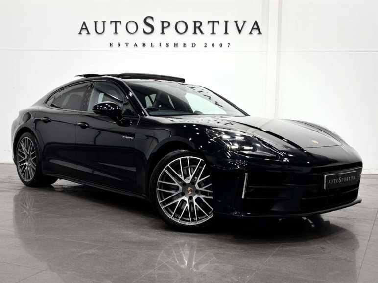 PORSCHE PANAMERA