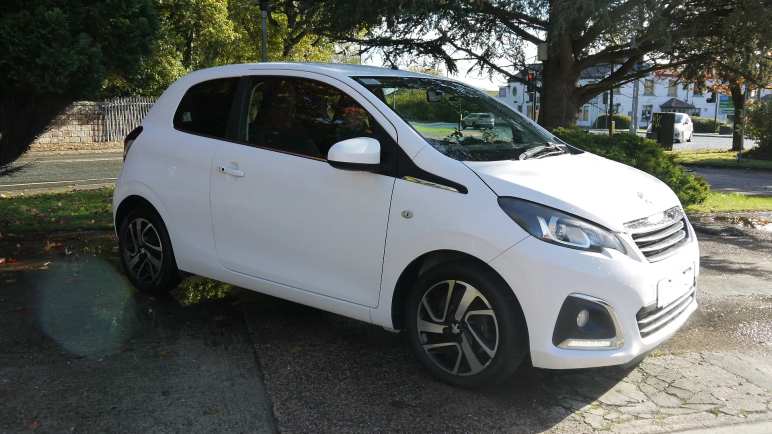 PEUGEOT 108