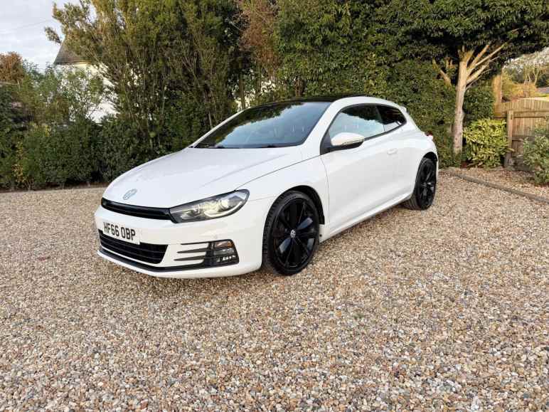 VOLKSWAGEN SCIROCCO