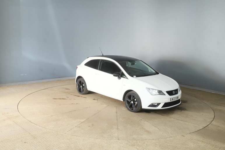 SEAT IBIZA