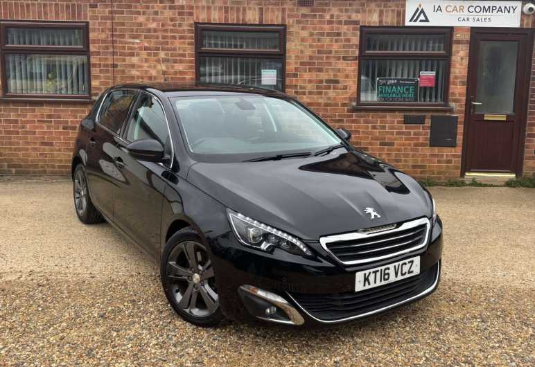 PEUGEOT 308
