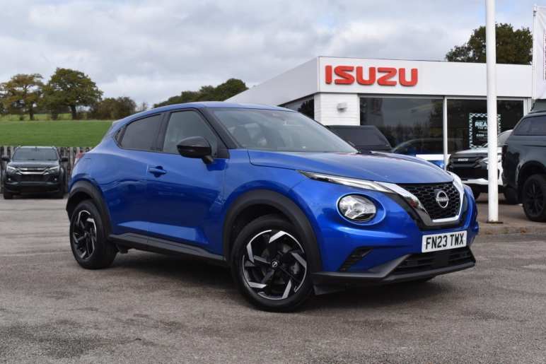 NISSAN JUKE