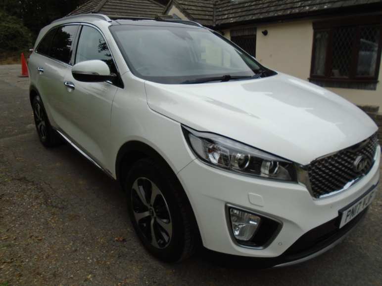 KIA SORENTO