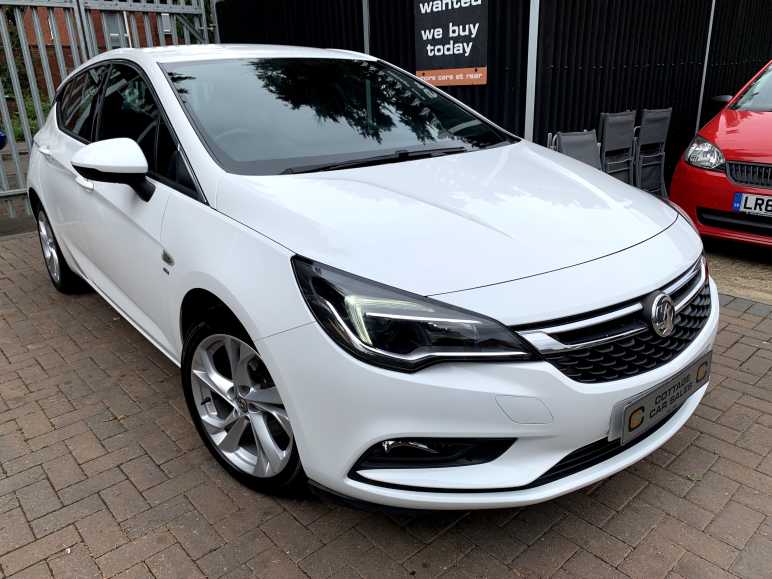 VAUXHALL ASTRA