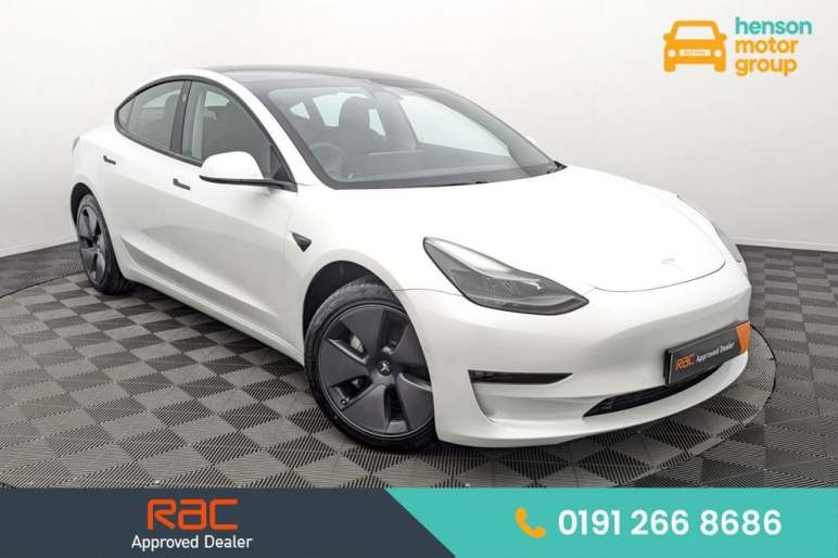 TESLA MODEL 3