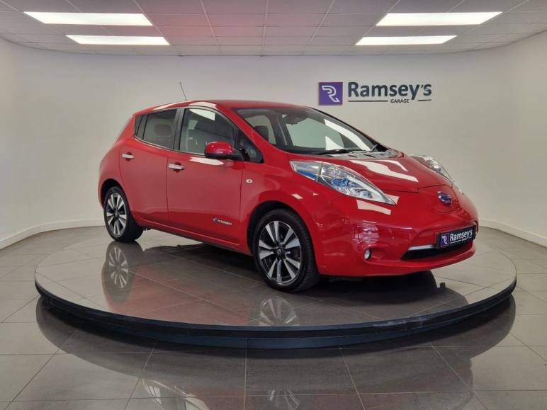 NISSAN LEAF
