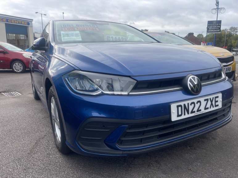 VOLKSWAGEN POLO