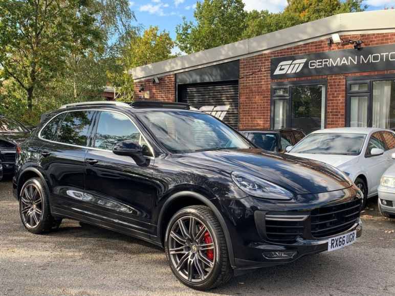 PORSCHE CAYENNE
