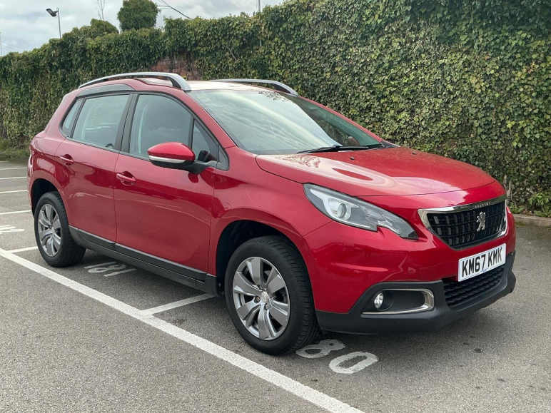 PEUGEOT 2008