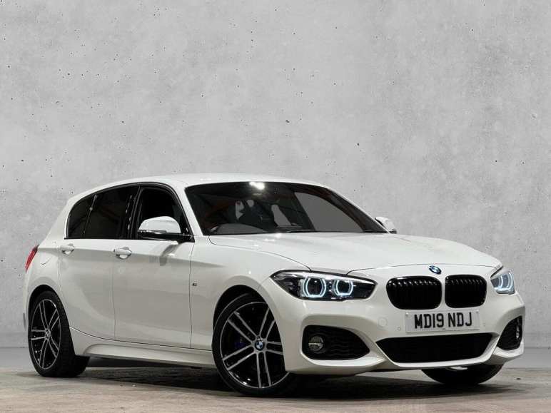 BMW 1 SERIES