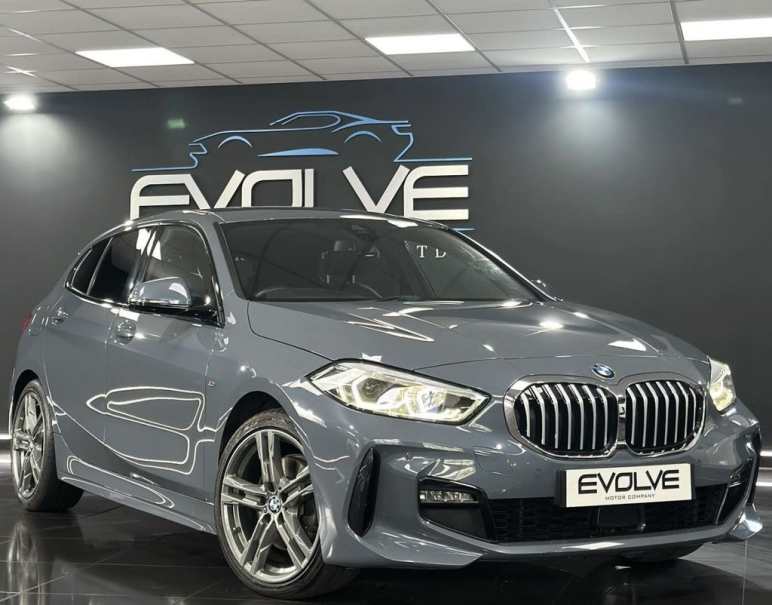 BMW 1 SERIES