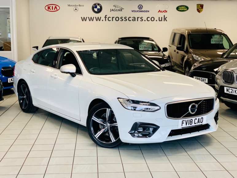 VOLVO S90