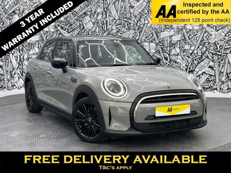 MINI HATCHBACK