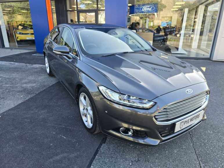 FORD MONDEO