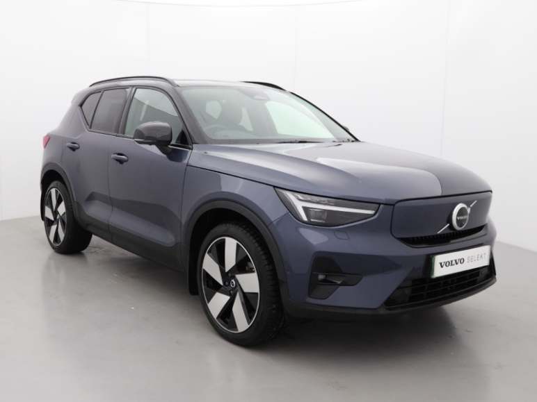 VOLVO EX40