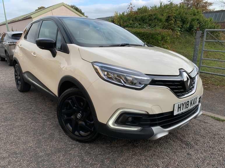 RENAULT CAPTUR