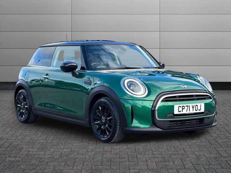 MINI HATCHBACK