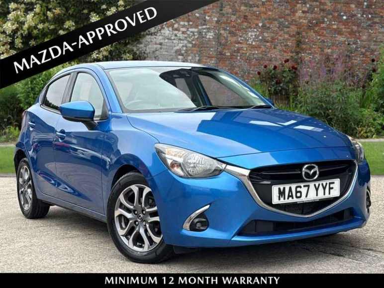 MAZDA 2