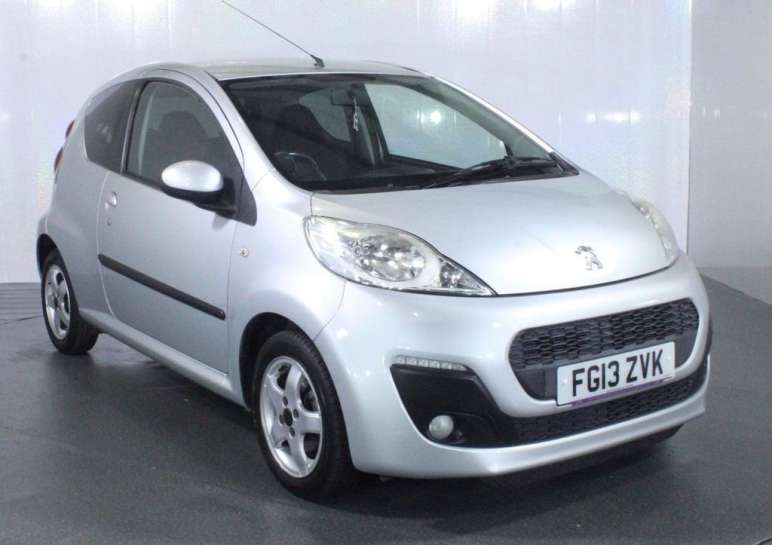 PEUGEOT 107