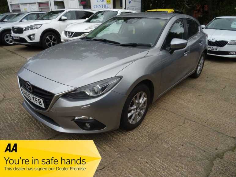 MAZDA 3