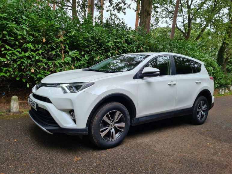 TOYOTA RAV4