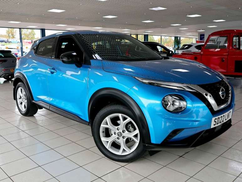 NISSAN JUKE