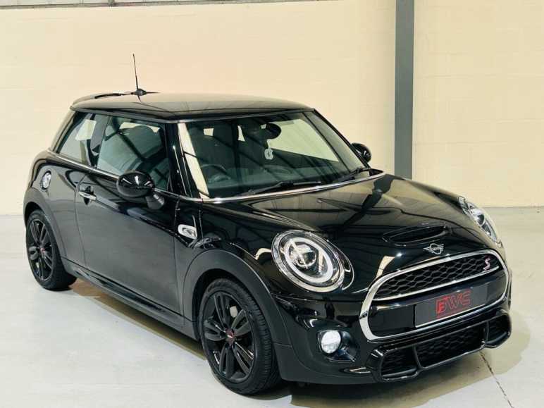 Mini Hatchback