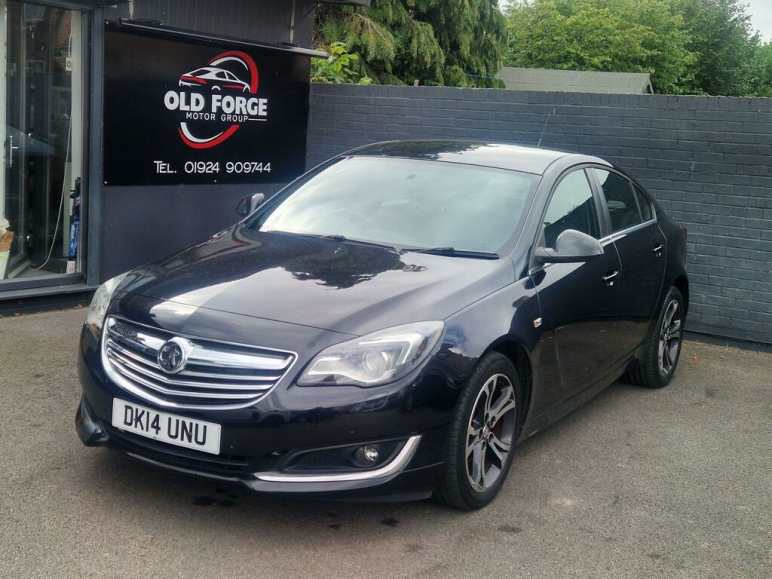 VAUXHALL INSIGNIA