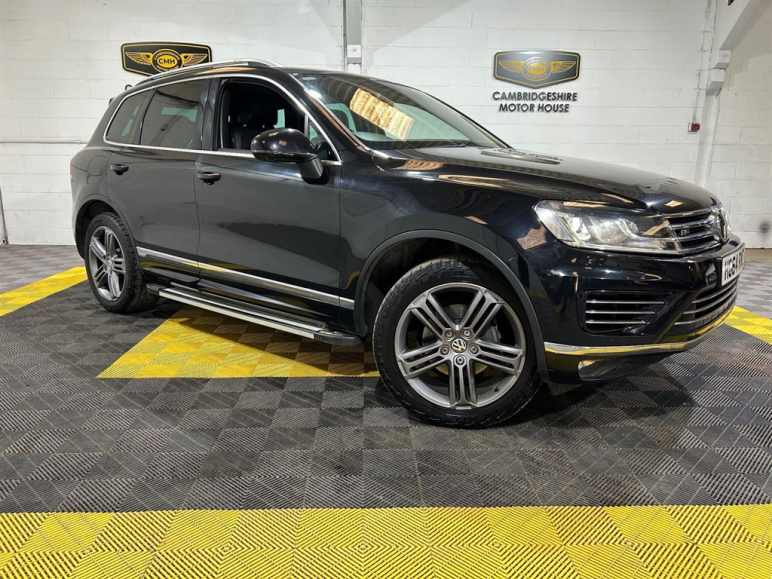 VOLKSWAGEN TOUAREG