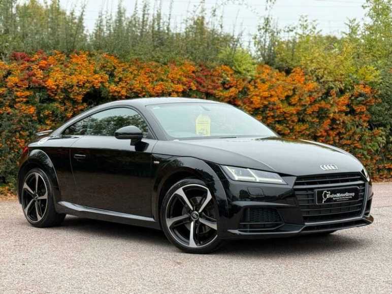AUDI TT