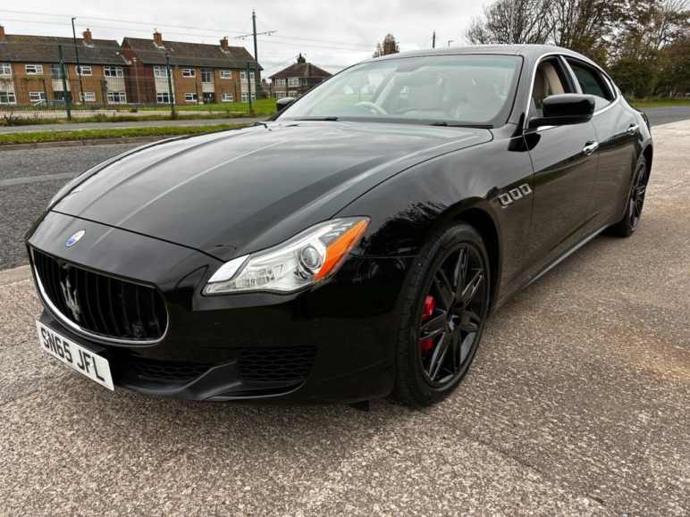 Maserati Quattroporte
