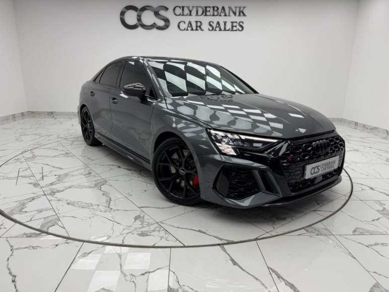 AUDI RS3