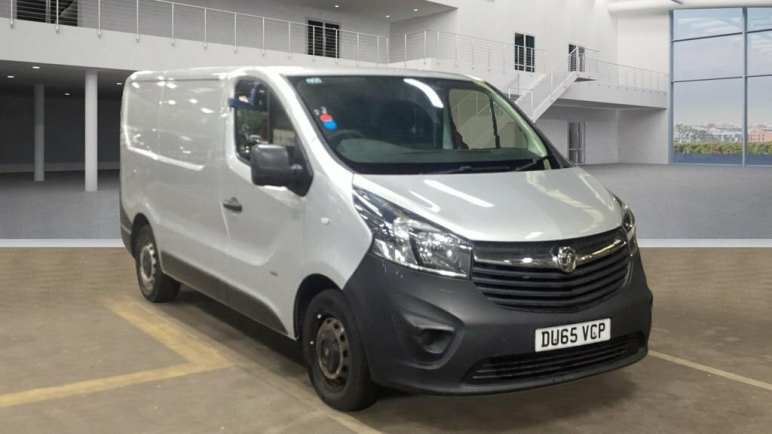 VAUXHALL VIVARO