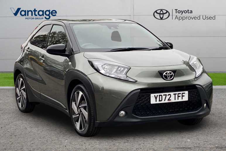 TOYOTA AYGO X