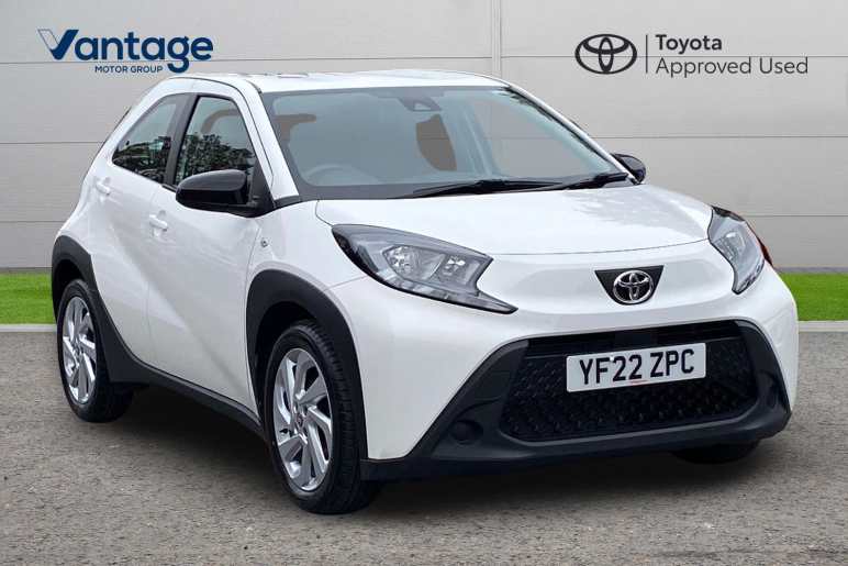 TOYOTA AYGO X